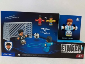 PIŁKARZE X2 + PIŁKA X2 + BRAMKA COLOR BOX, MADEJ