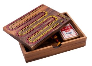 CRIBBAGE W DREWNIANYM PUDEŁKU Z KARTAMI, QUINT